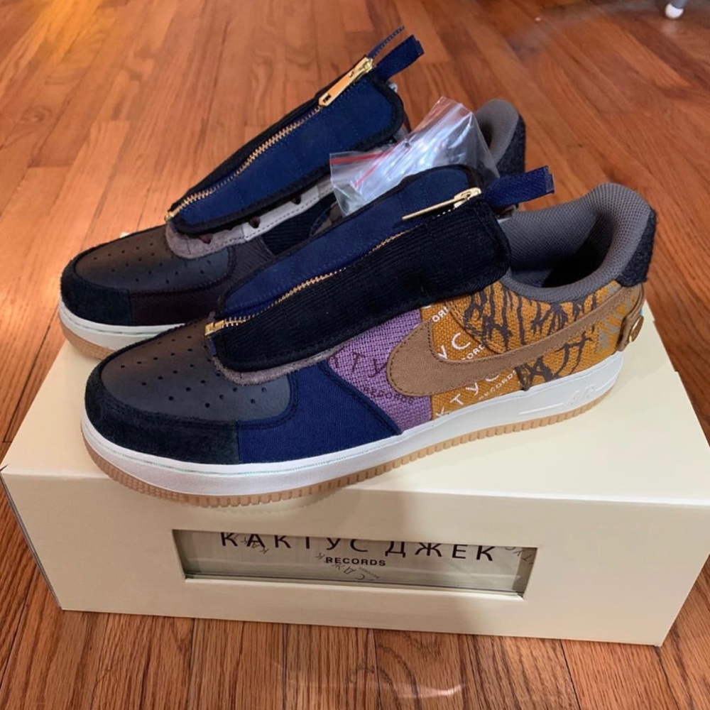 Travis Scott AF1 “cactus jack”